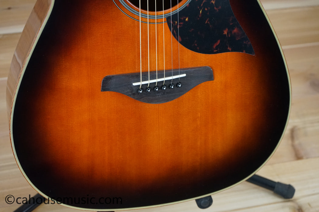Yamaha A1M TBS Dreadnought Acoustic-Electric Guitar Tobacco Brown Sunburst B-Stock