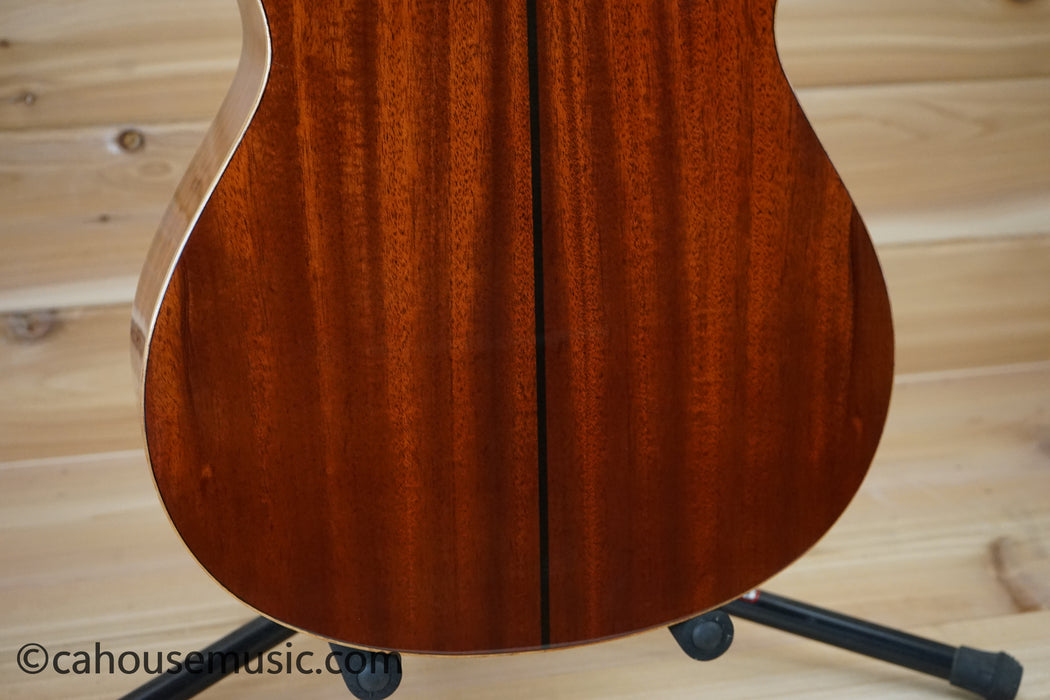 Yamaha CSF3M Tobacco Brown Sunburst Parlor Acoustic-Electric Guitar B-Stock
