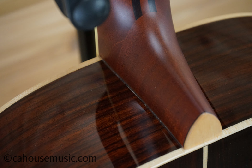 Yamaha LL16 ARE Original Jumbo Acoustic-Electric Guitar Natural B-Stock