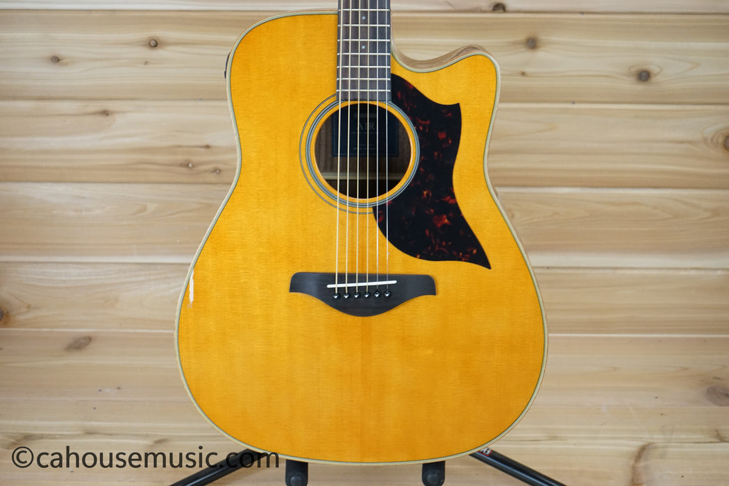 Yamaha A-Series A1R Dreadnought Acoustic-Electric Guitar Vintage Natural B-Stock