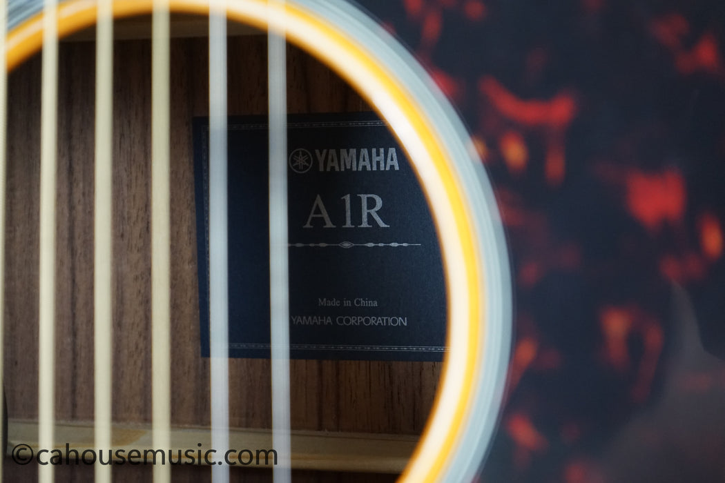 Yamaha A-Series A1R Dreadnought Acoustic-Electric Guitar Vintage Natural B-Stock