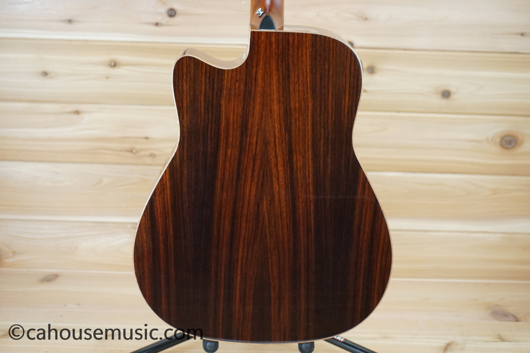 Yamaha A-Series A1R Dreadnought Acoustic-Electric Guitar Vintage Natural B-Stock
