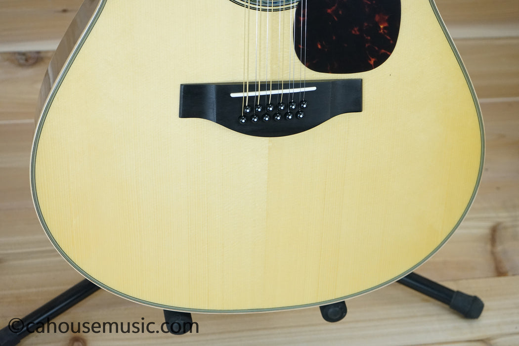 Yamaha LL16-12HB ARE L Series 12-String Jumbo Acoustic-Electric Guitar Natural B-Stock