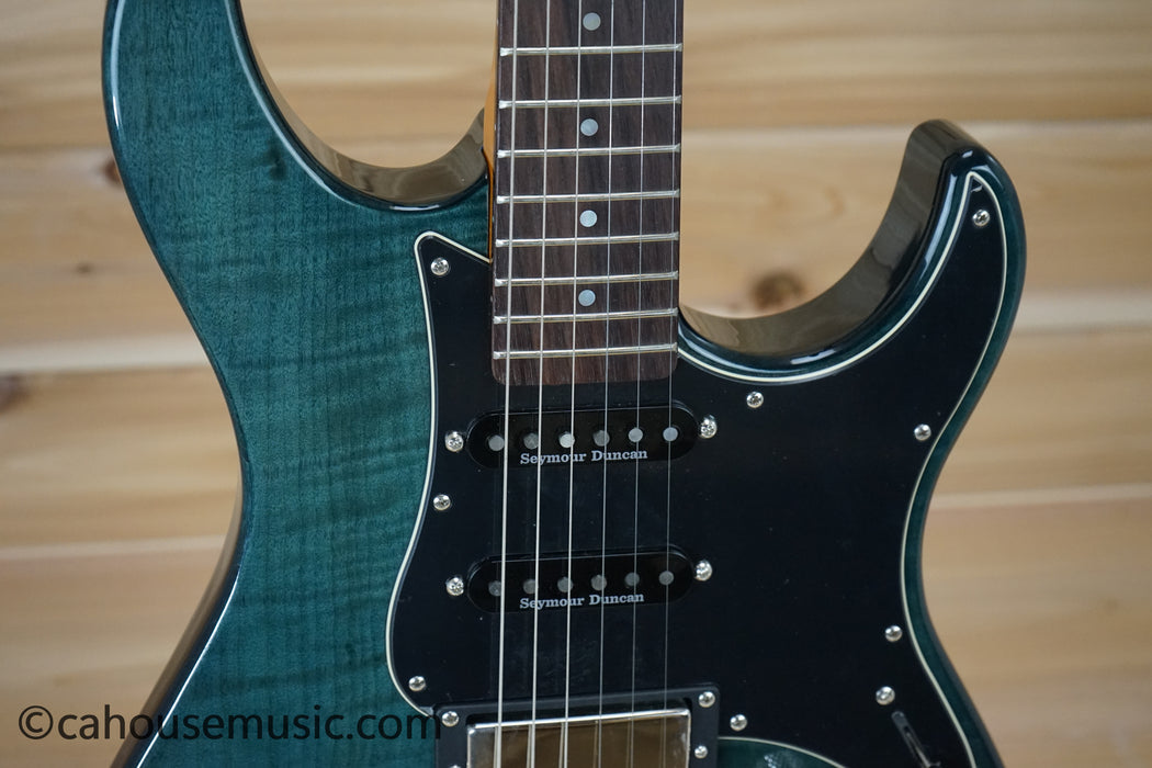 Yamaha PAC612VIIFM Pacifica Flame Maple Electric Guitar Indigo Blue B-Stock
