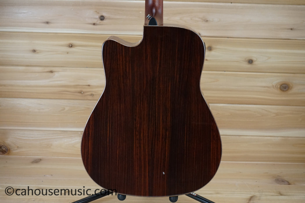 Yamaha A1R Dreadnought Cutaway Acoustic-Electric Guitar Tobacco Brown Sunburst B-Stock