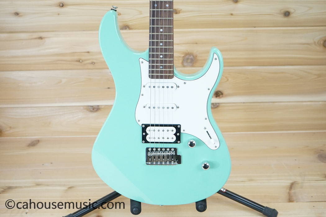 Yamaha PAC112V Pacifica Sonic Blue Electric Guitar B-Stock