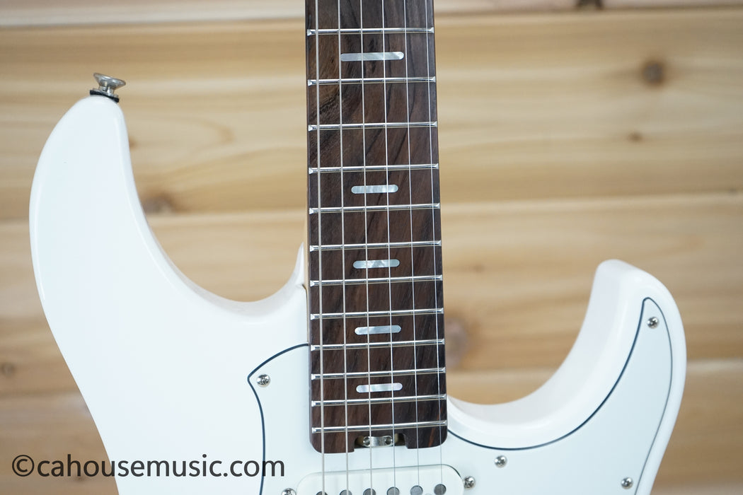 Yamaha PACS+12 Pacifica Standard Plus Electric Guitar Shell White B-Stock