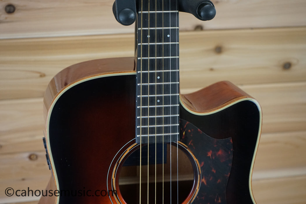 Yamaha A3M ARE Dreadnought Cutaway Acoustic-Electric Guitar Tobacco Brown Sunburst B-Stock