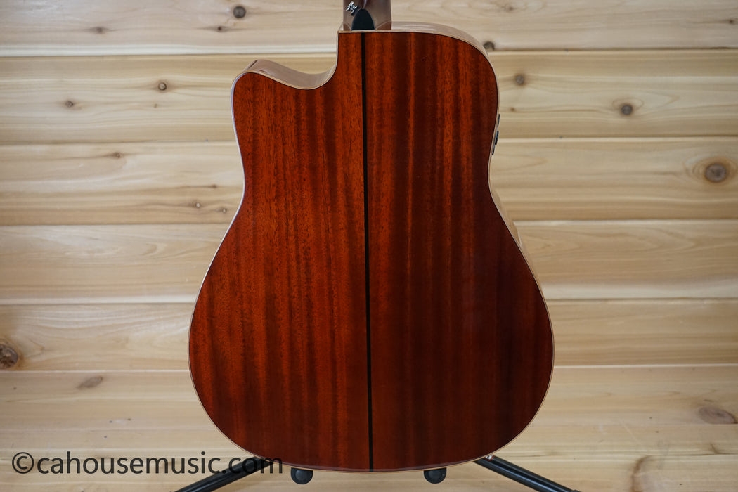 Yamaha A3M ARE Dreadnought Cutaway Acoustic-Electric Guitar Tobacco Brown Sunburst B-Stock