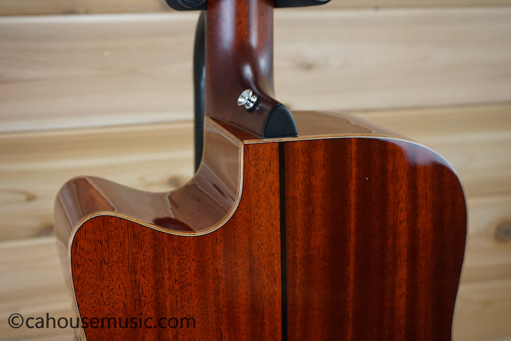 Yamaha A3M ARE Dreadnought Cutaway Acoustic-Electric Guitar Tobacco Brown Sunburst B-Stock