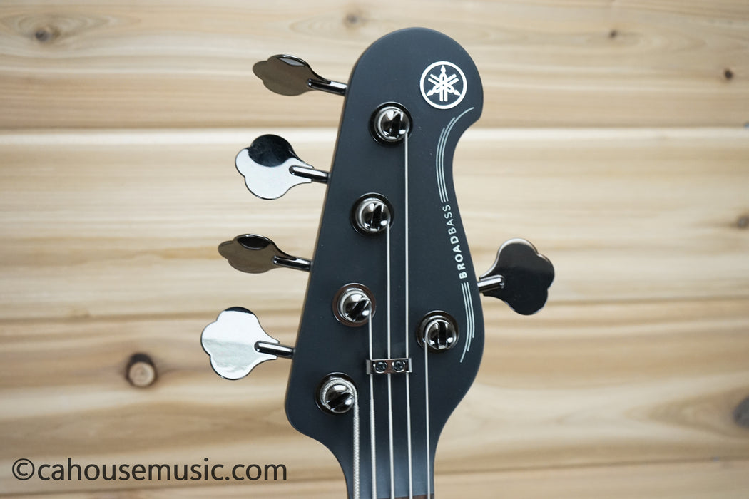 Yamaha BB735A 5-String Bass Guitar Trans Matte Black B-Stock