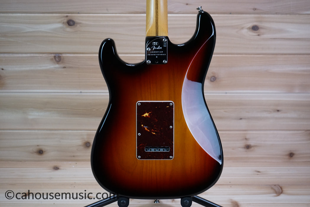 Fender American Professional II Stratocaster Electric Guitar 3-Color Sunburst Used