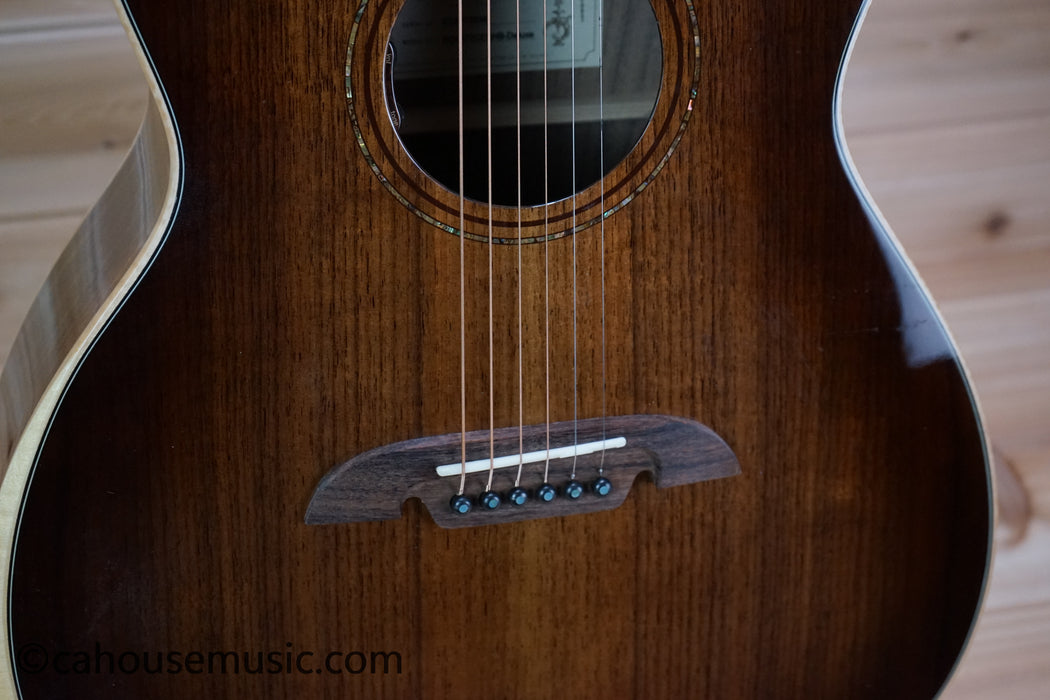 Alvarez AGW77CESHB Deluxe Artist Elite Grand Auditorium Acoustic-Electric Guitar Shadowburst Used