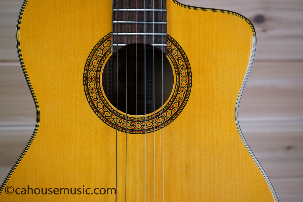 Takamine EC132C Nylon String Classical Cutaway Acoustic-Electric Guitar Used