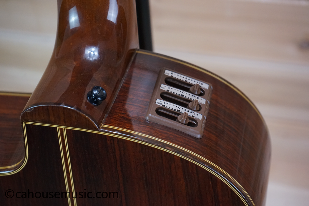 Takamine EC132C Nylon String Classical Cutaway Acoustic-Electric Guitar Used