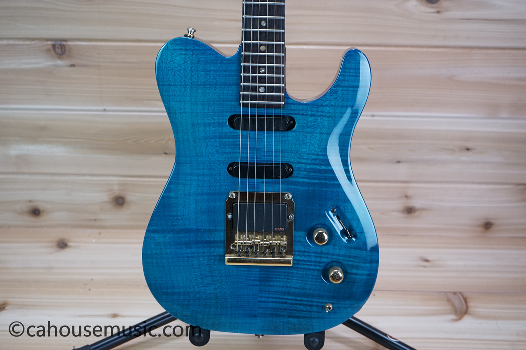 Peavey Generation Series Trans Blue Flame Electric Guitar Used