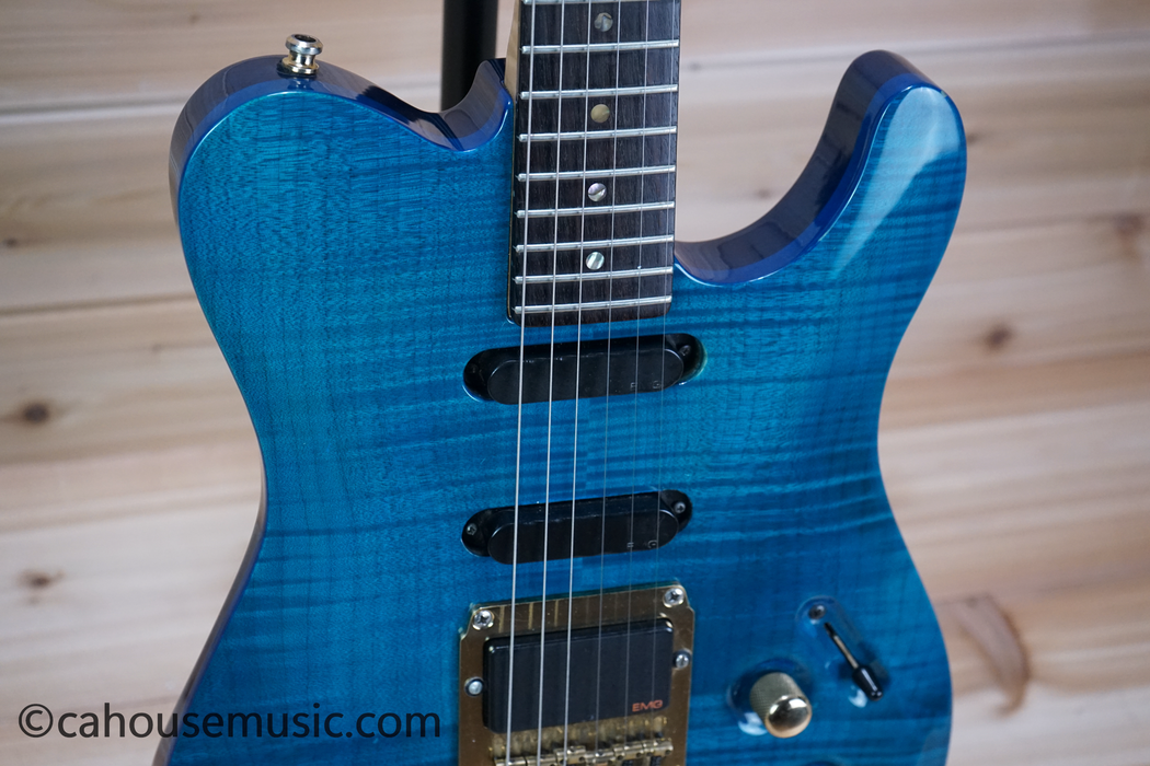 Peavey Generation Series Trans Blue Flame Electric Guitar Used
