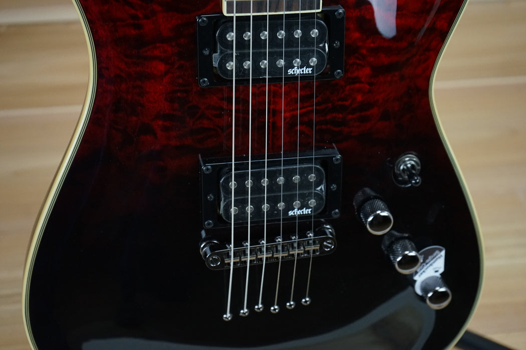 Schecter Omen Extreme-6 Blood Burst Electric Guitar B-Stock