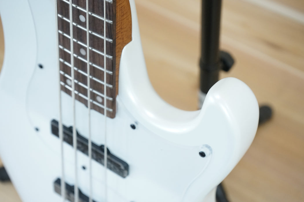 Ibanez Mode MDM1000 Jazz Bass Guitar Pearl White B-Stock