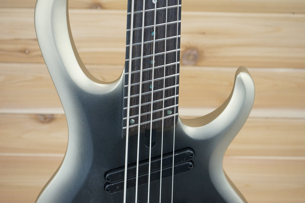 Ibanez BTB605MS 5-String Bass Guitar Solar Eclipse Matte B-Stock