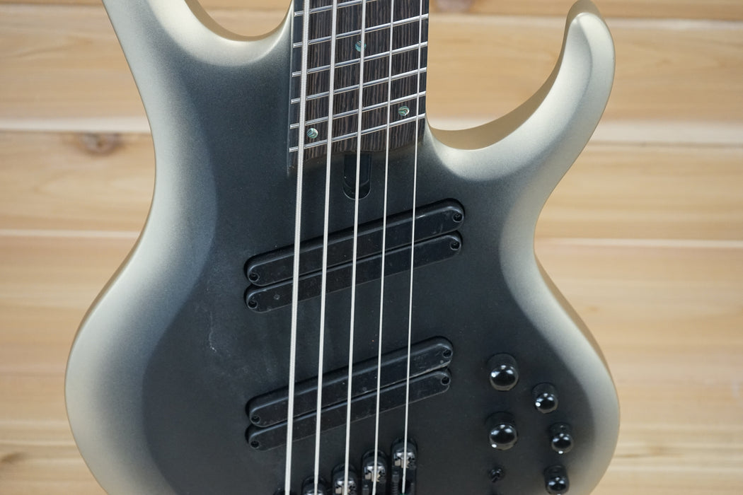 Ibanez BTB605MS 5-String Bass Guitar Solar Eclipse Matte B-Stock