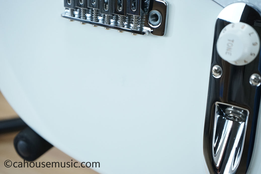 Ibanez ICHI00VWH Ichika Nito Signature Talman Electric Guitar Vintage White B-Stock