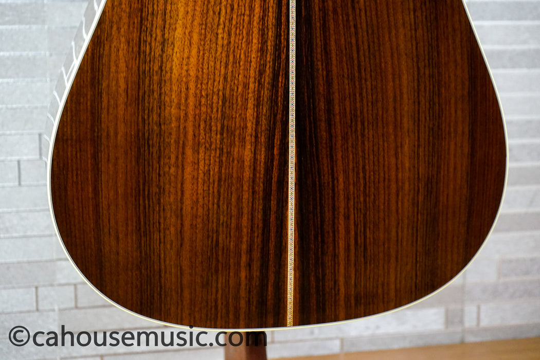 D Robert Goetzl 11 –  Martin Custom Acoustic Guitar Artist 1 of 1 Hand-Painted