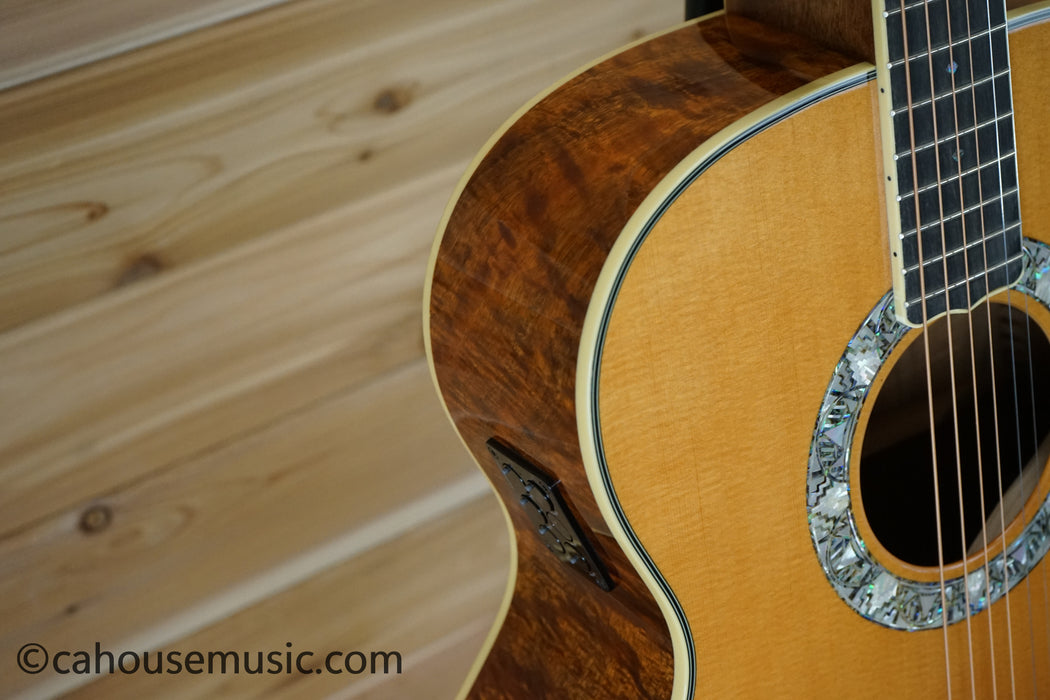 Deluxe Madison - Jumbo Acoustic w/ Hardshell Case- Limited Edition - Manufacturer's Sample - Vintage Natural