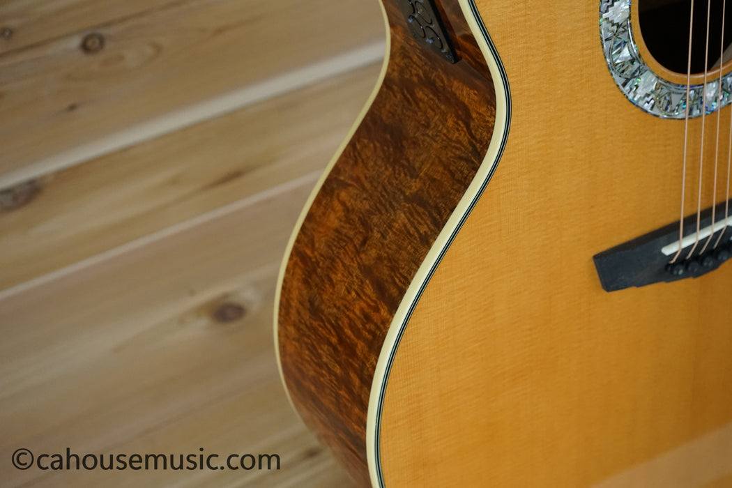 Deluxe Madison - Jumbo Acoustic w/ Hardshell Case- Limited Edition - Manufacturer's Sample - Vintage Natural