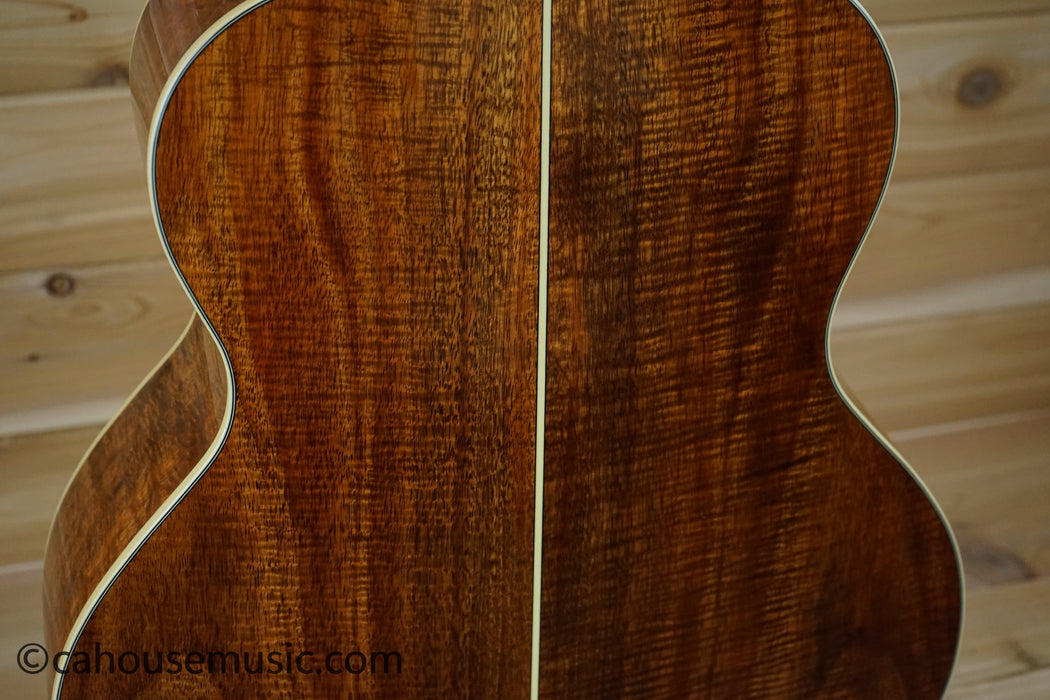 Deluxe Madison - Jumbo Acoustic w/ Hardshell Case- Limited Edition - Manufacturer's Sample - Vintage Natural