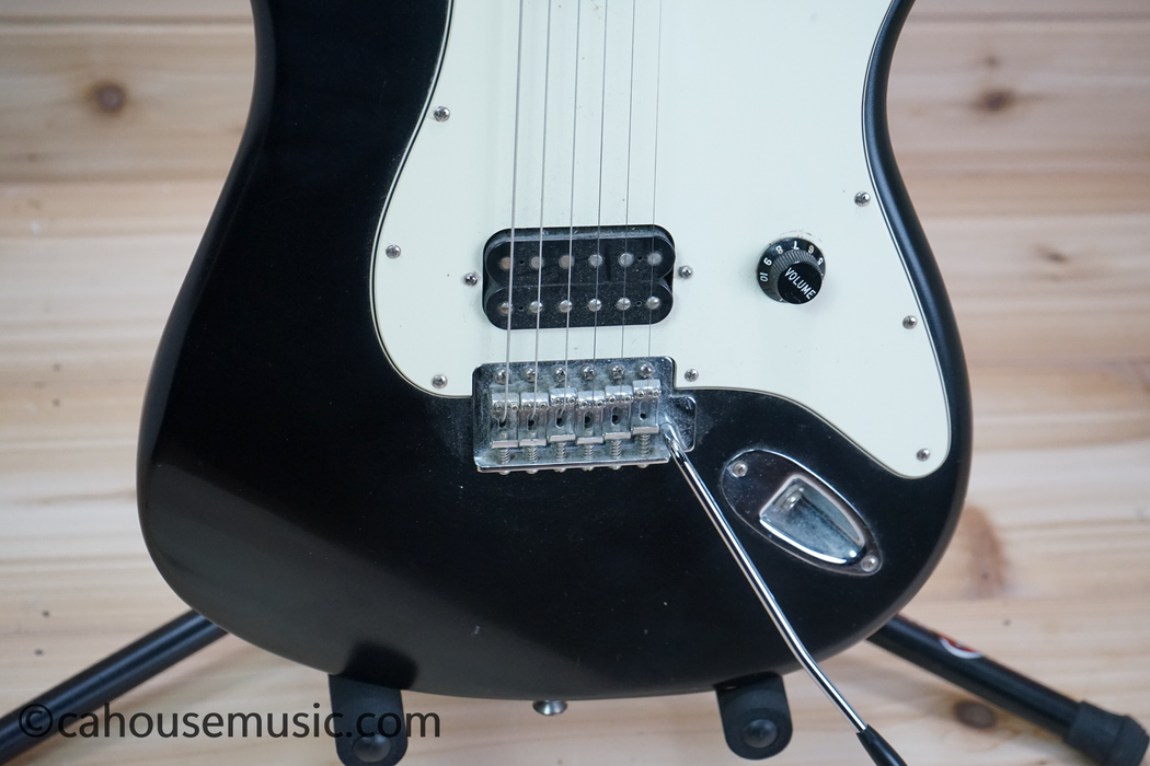 Fender FSR Straight Six Stratocaster Electric Guitar Black Used