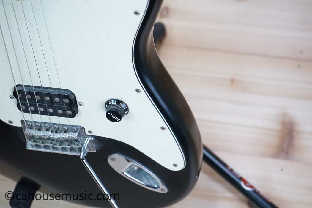Fender FSR Straight Six Stratocaster Electric Guitar Black Used