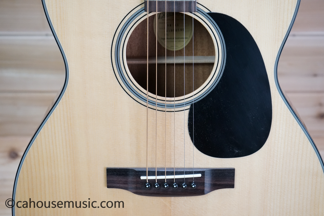 Blueridge BR-43 Contemporary Series 000 Acoustic Guitar Used
