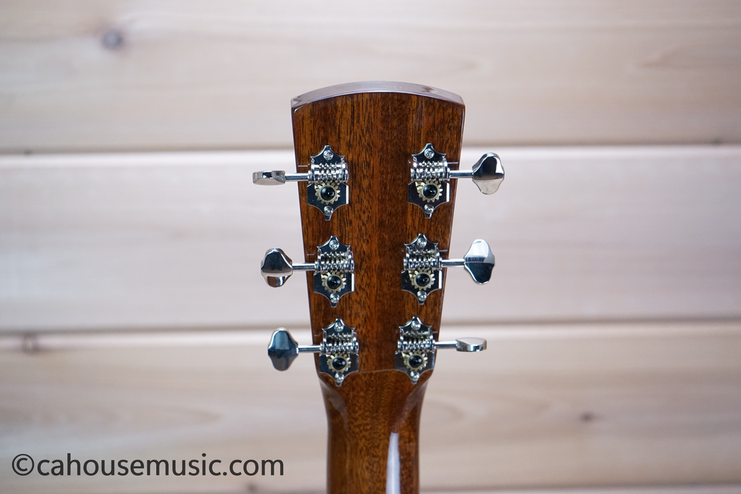 Blueridge BR-43 Contemporary Series 000 Acoustic Guitar Used