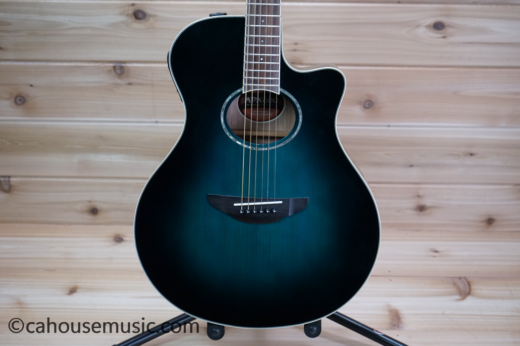 Yamaha APX600 Thinline Cutaway Oriental Blue Burst Acoustic-Electric Guitar Used