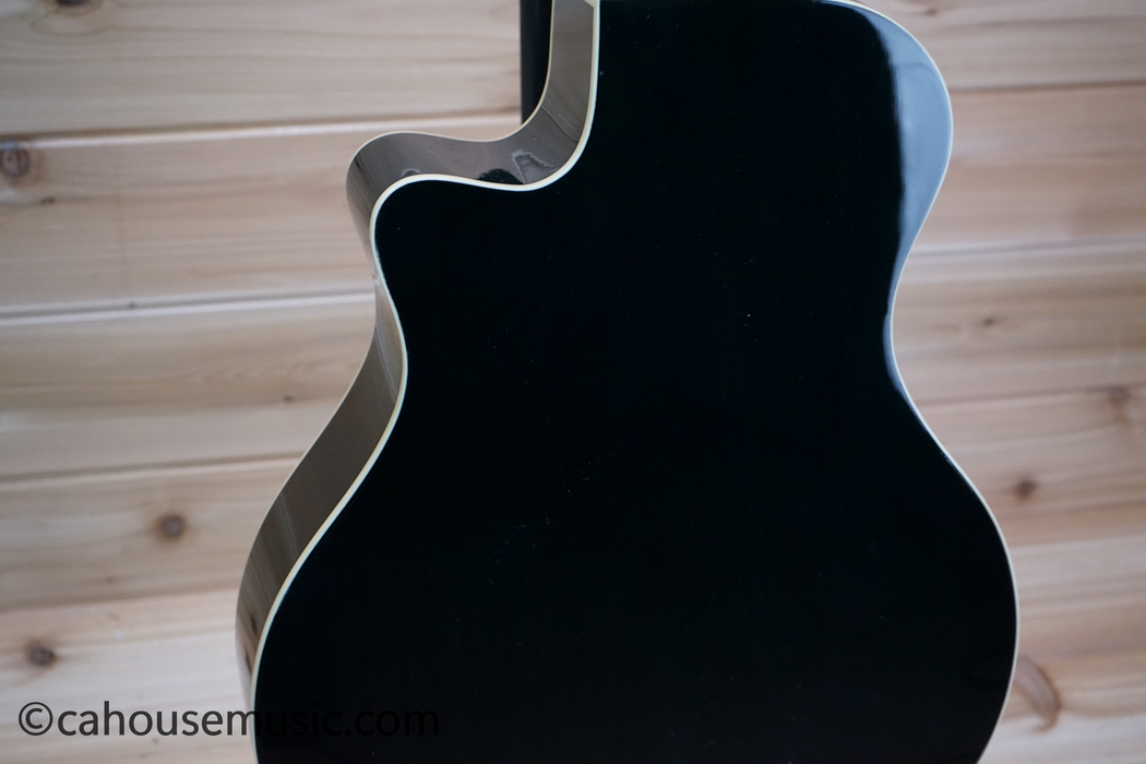 Yamaha APX600 Thinline Cutaway Oriental Blue Burst Acoustic-Electric Guitar Used