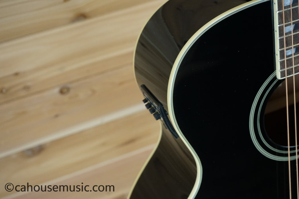 Ibanez AJ70M1E Artwood Jumbo Acoustic-Electric Guitar Black High Gloss B-Stock