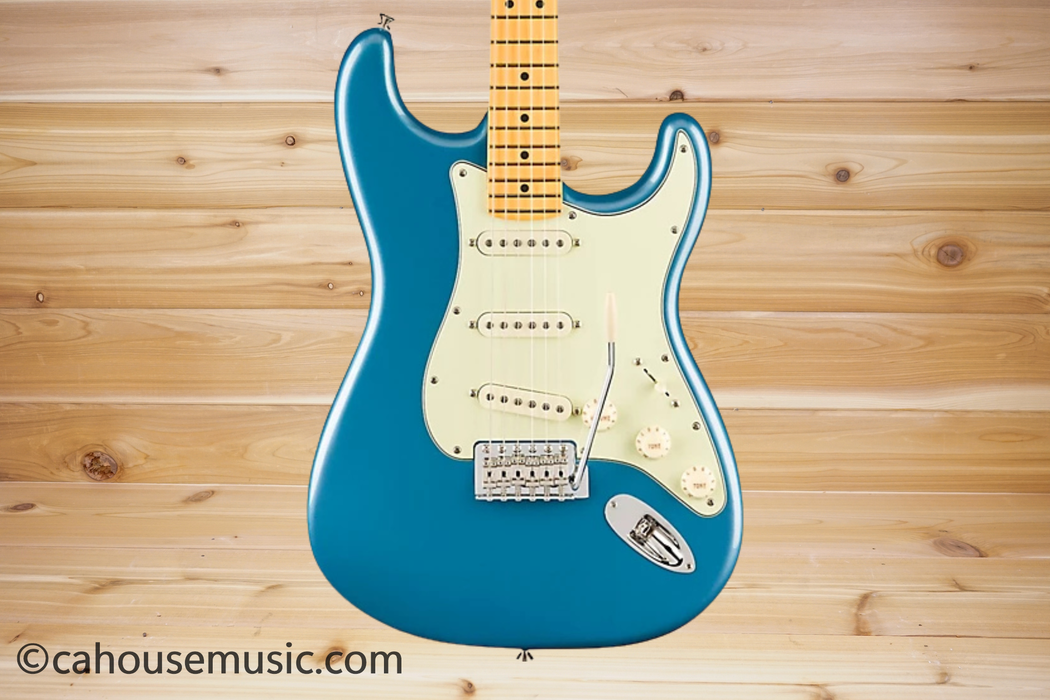 Fender American Professional Classic Stratocaster Maple Fingerboard Faded Lake Placid Blue Electric Guitar