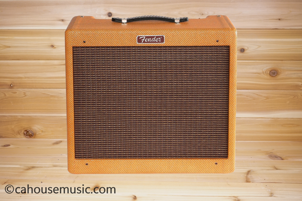 Fender Blues Junior Lacquered Tweed 15W Tube Combo Guitar Amplifier