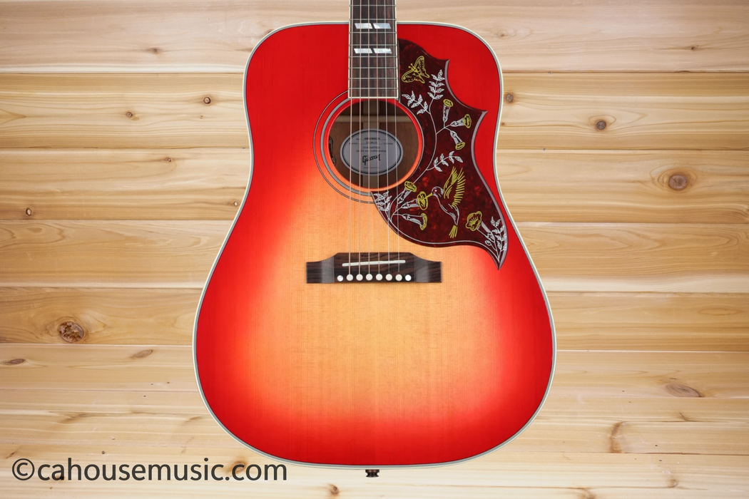 Gibson Hummingbird Special Dreadnought Acoustic-Electric Guitar Satin Vintage Cherry Sunburst