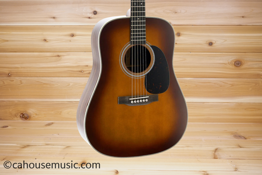 Martin HD-28 1933 Ambertone Dreadnought Acoustic Guitar