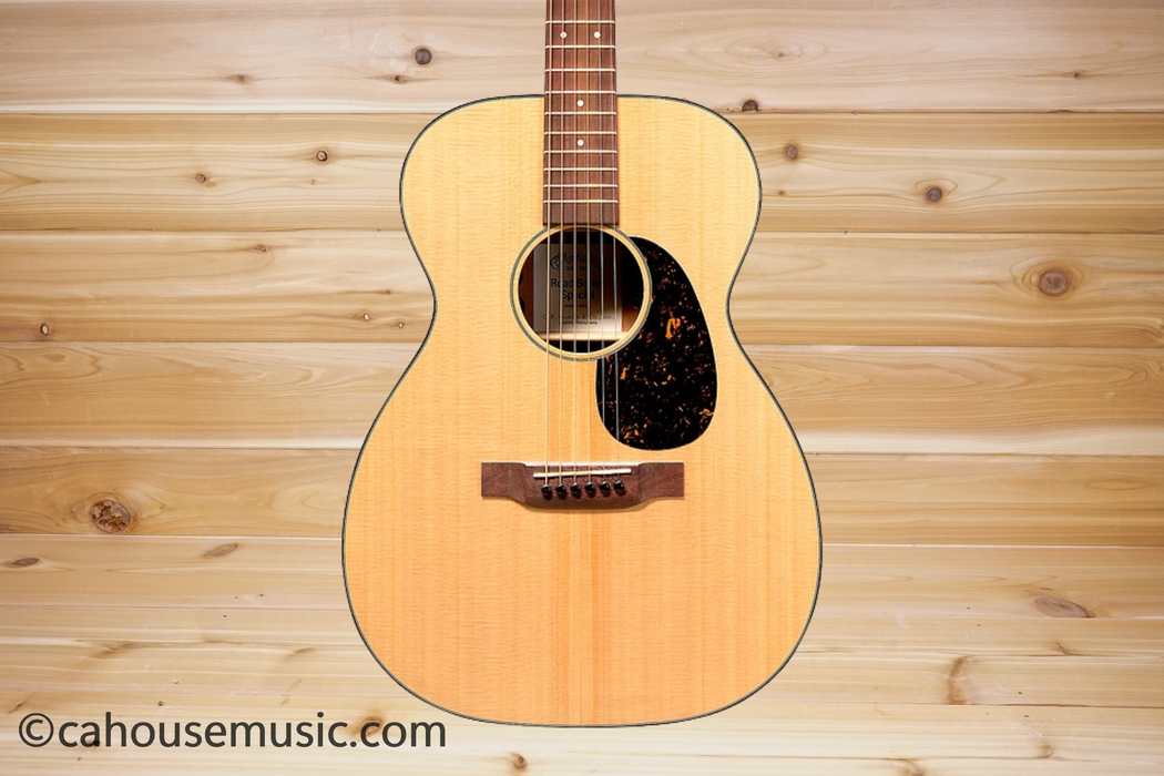 Martin 00-10E Special Grand Concert Acoustic-Electric Guitar Natural