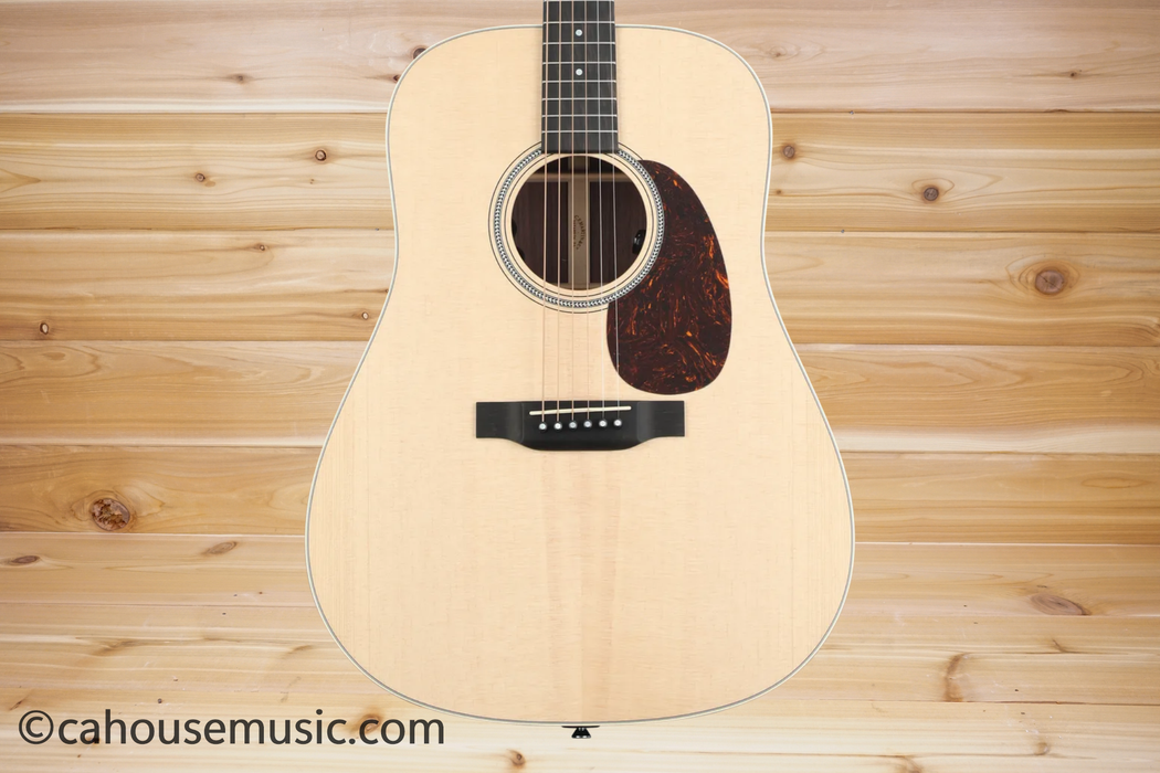 Martin D-16E Mahogany Dreadnought Acoustic-Electric Guitar Natural