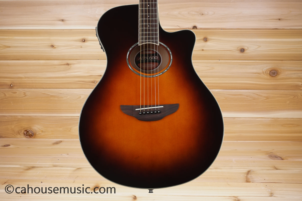 Yamaha APX600 Thinline Cutaway Acoustic-Electric Guitar Old Violin Sunburst