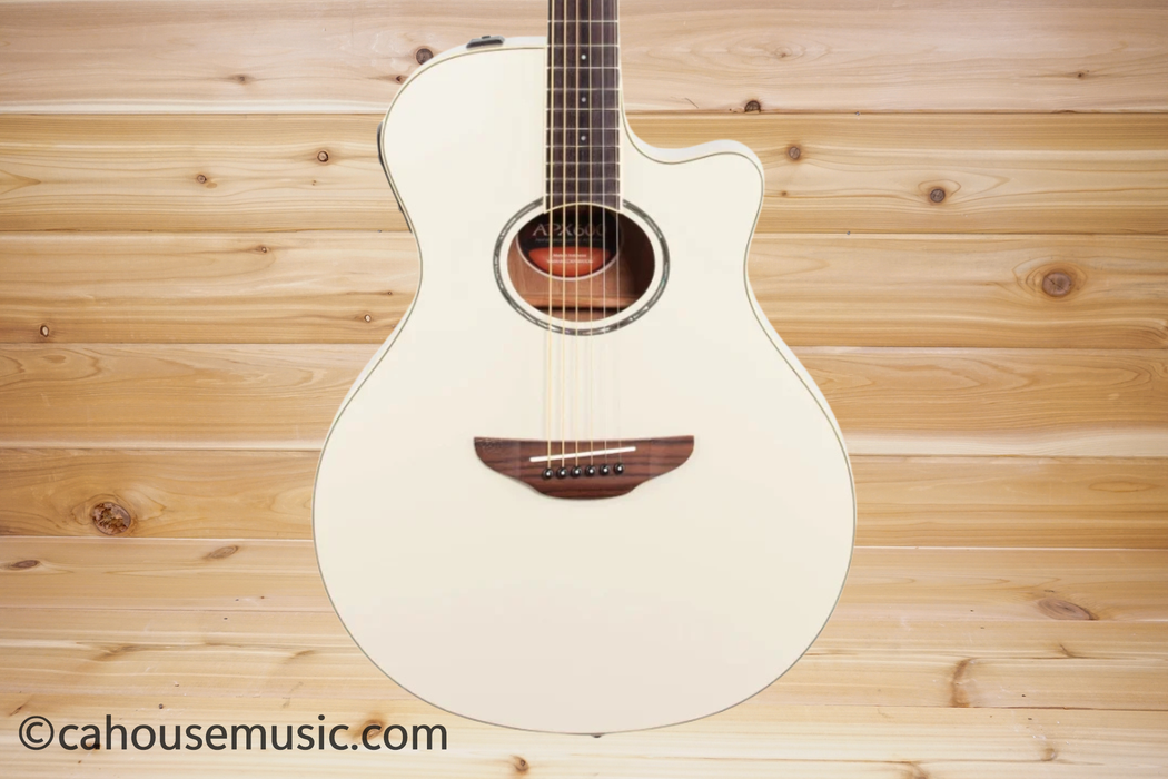 Yamaha APX600 Thinline Cutaway Acoustic-Electric Guitar Vintage White