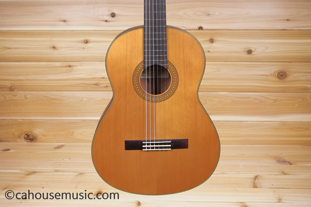 Yamaha CG122MCH Classical Acoustic Guitar Natural