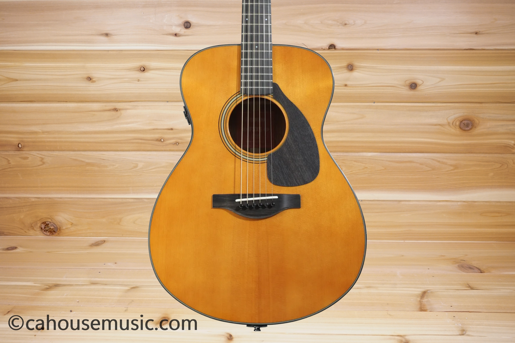 Yamaha FSX5 GL Red Label Concert Acoustic-Electric Guitar Vintage Natural