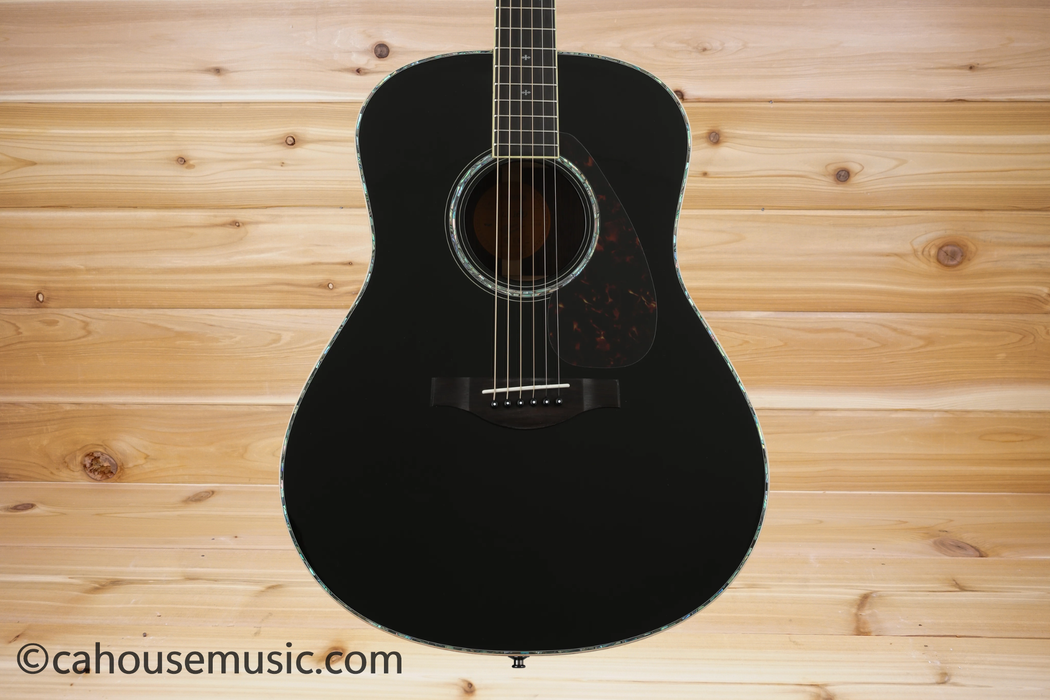 Yamaha LL16D ARE Original Jumbo Acoustic-Electric Guitar Black