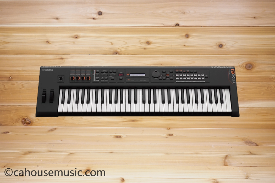 Yamaha MX61 61-Key Music Synthesizer / Workstation