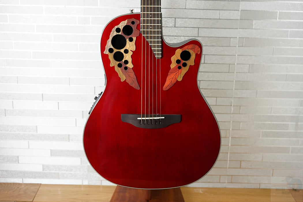 Ovation CE44 Celebrity Elite - Ruby Red